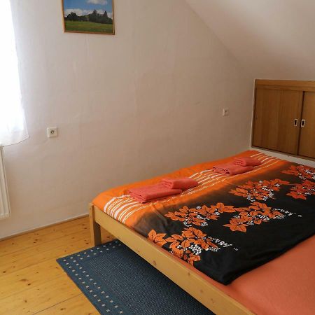 Apartmán Skalka Mnichovo Hradiste Exterior foto