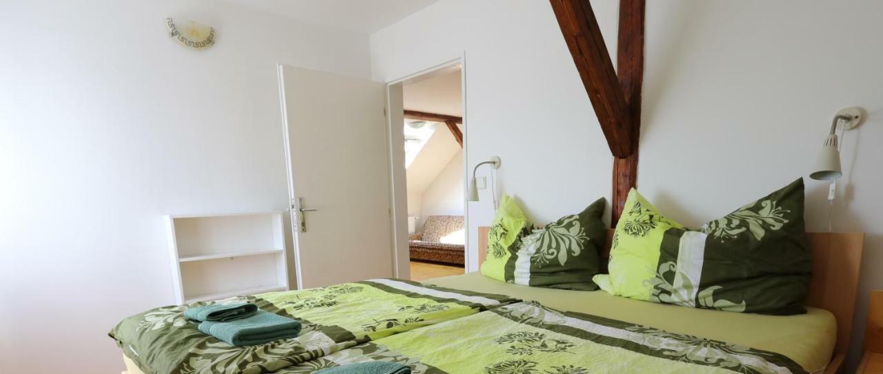 Apartmán Skalka Mnichovo Hradiste Exterior foto